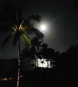 full moon, Kauai, morning moon